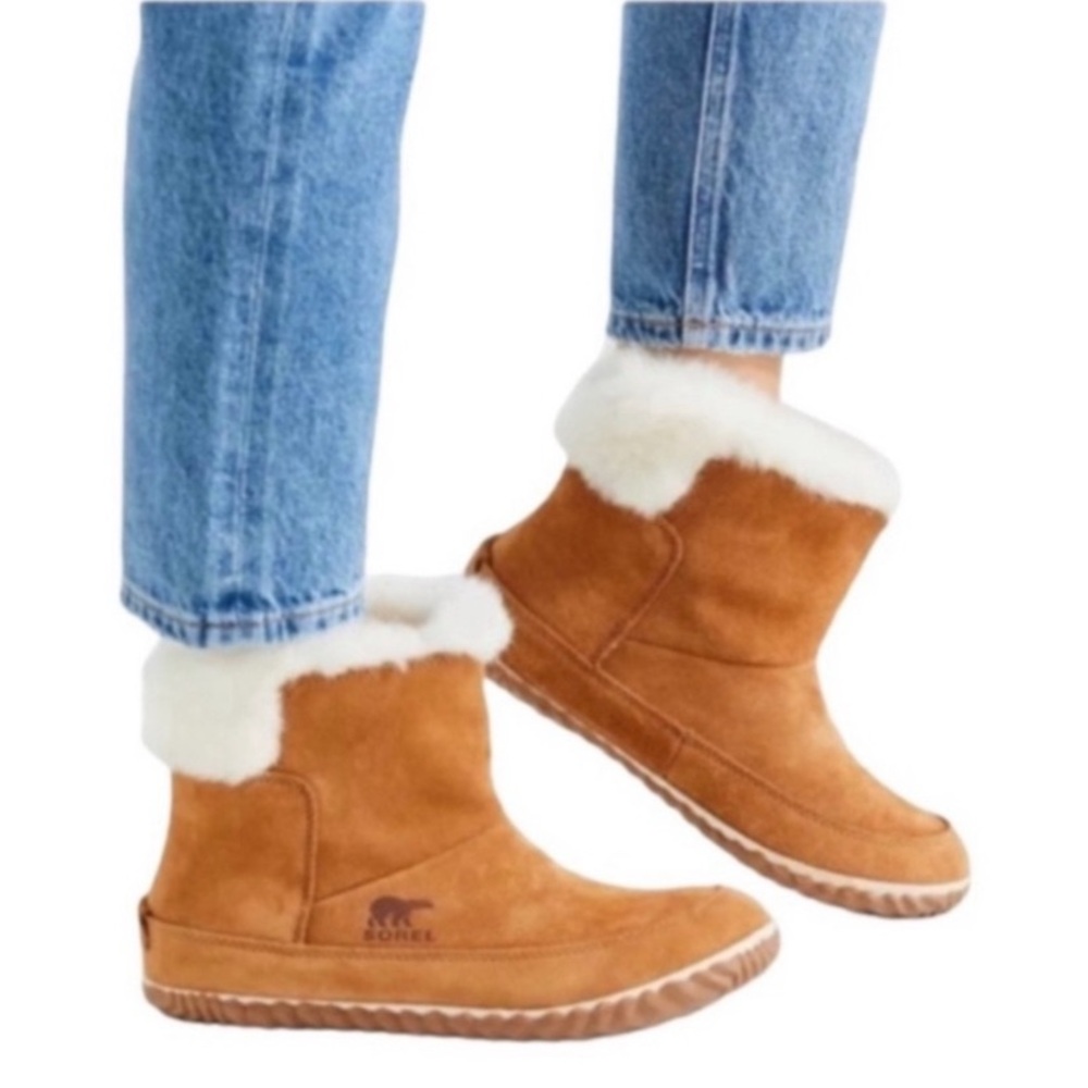 Sorel Out ‘N Suede Beige/Camel Faux Fur Lining Winter Outdoor Ankle Bootie 8